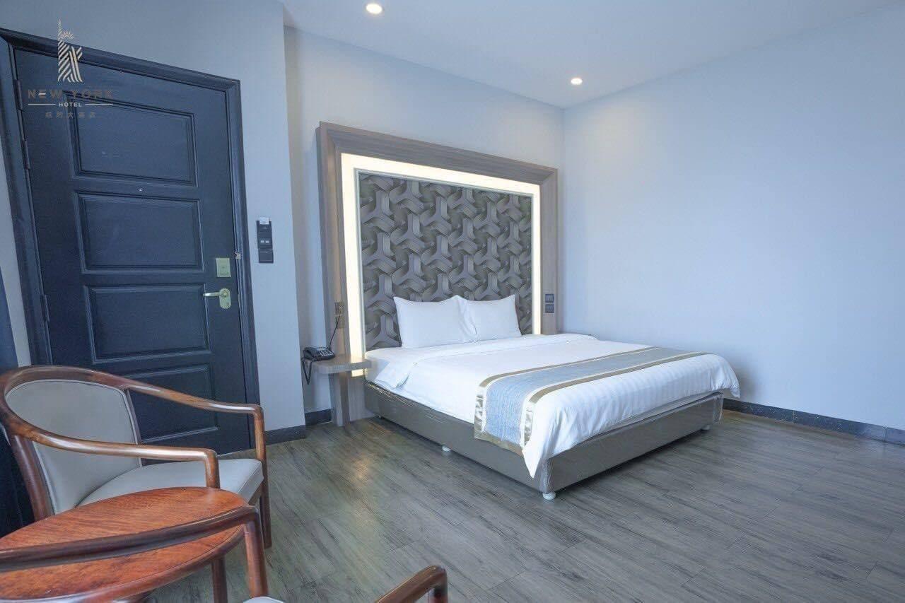 New York Hotel Phnompen Kültér fotó