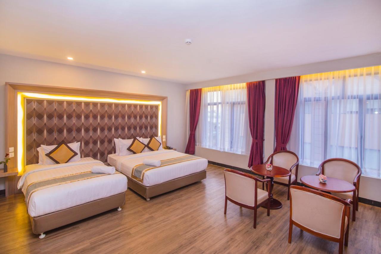 New York Hotel Phnompen Kültér fotó