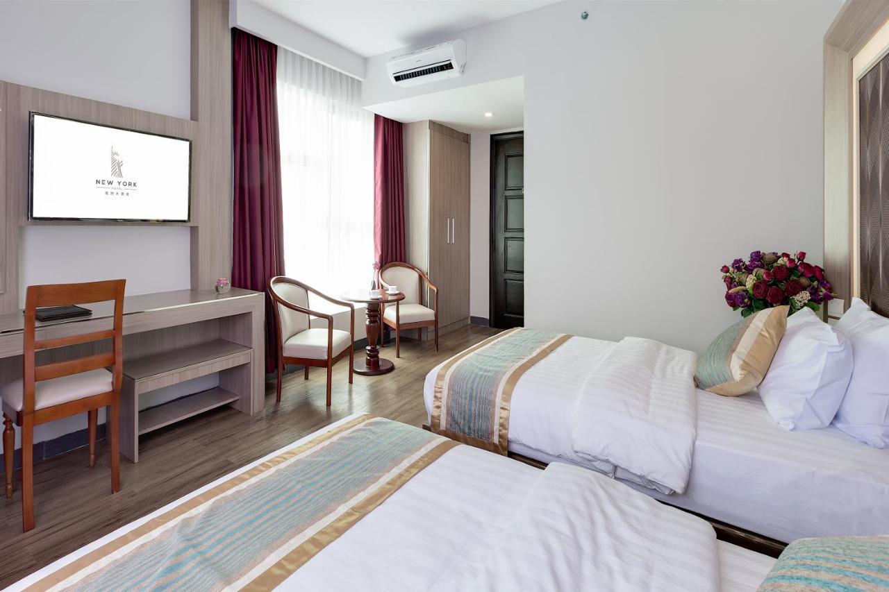 New York Hotel Phnompen Kültér fotó